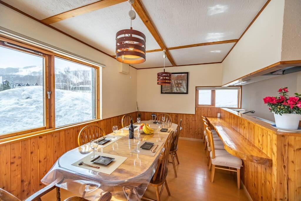 Matsu House With Air Conditioner - 5 Min To Rusutsu Ski Resort *